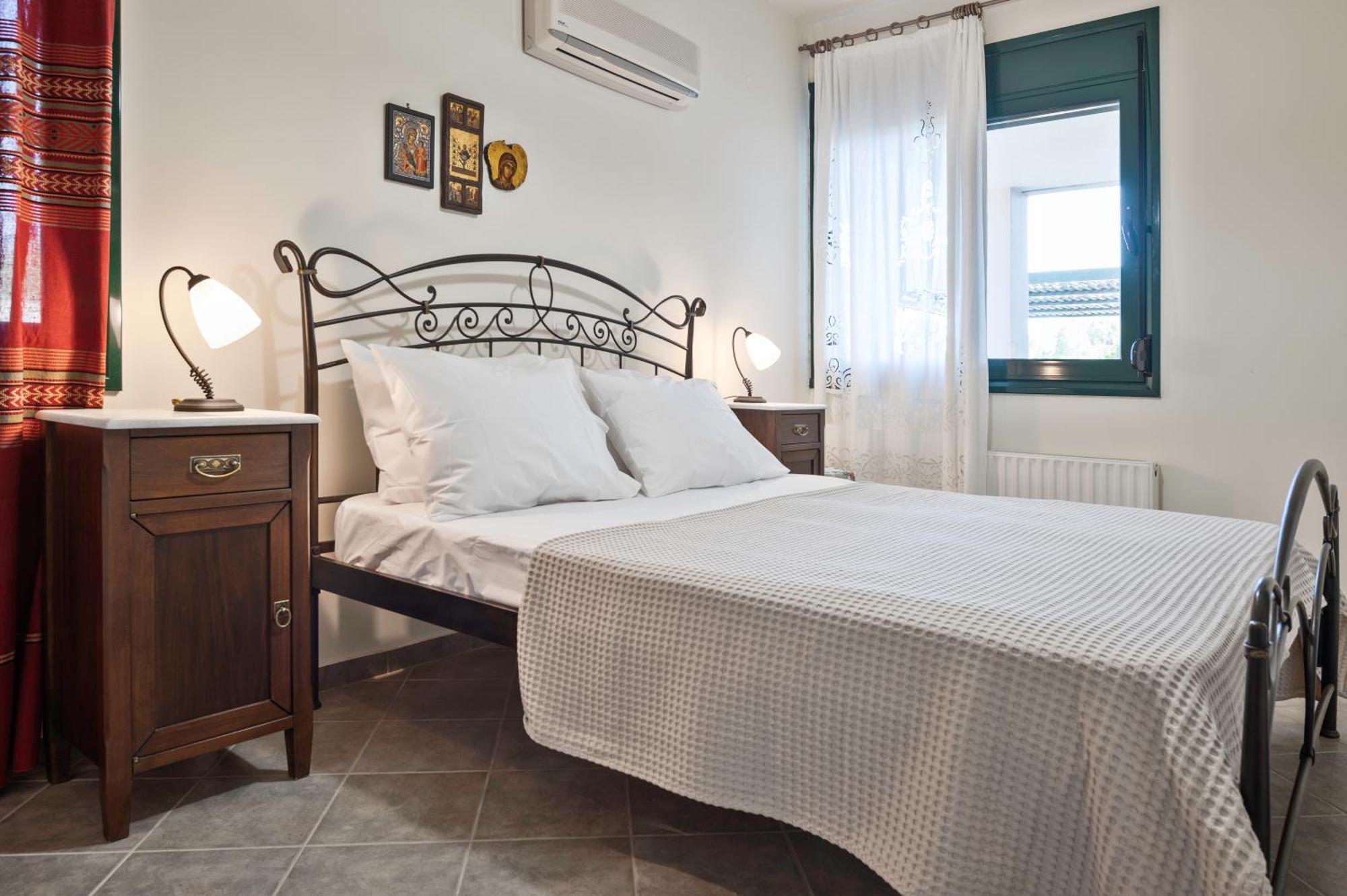 Marisia Apartment Keratókambos Dış mekan fotoğraf